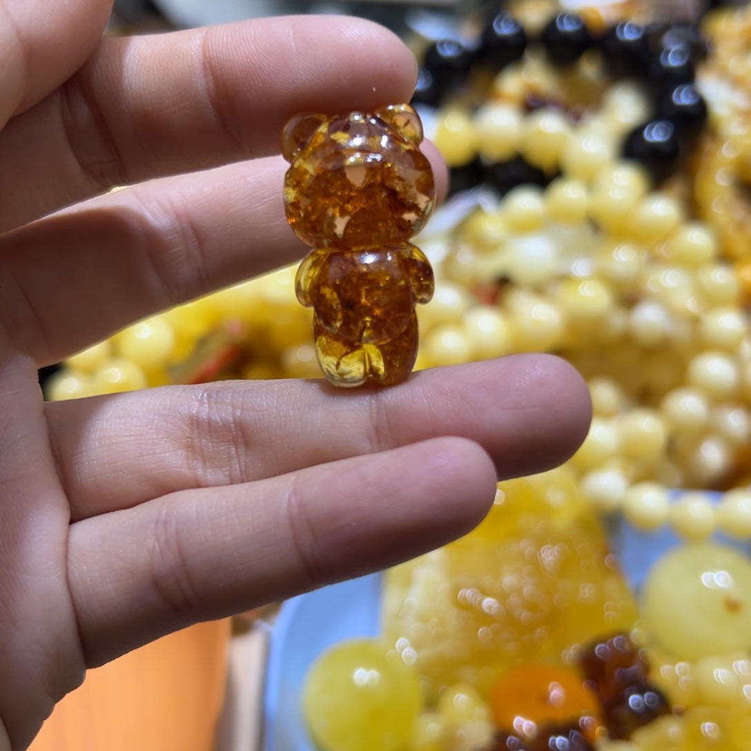 琥珀珠宝奇石未镶嵌