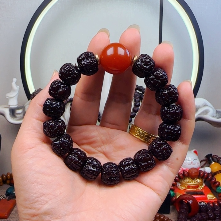 金刚菩提吊坠手串