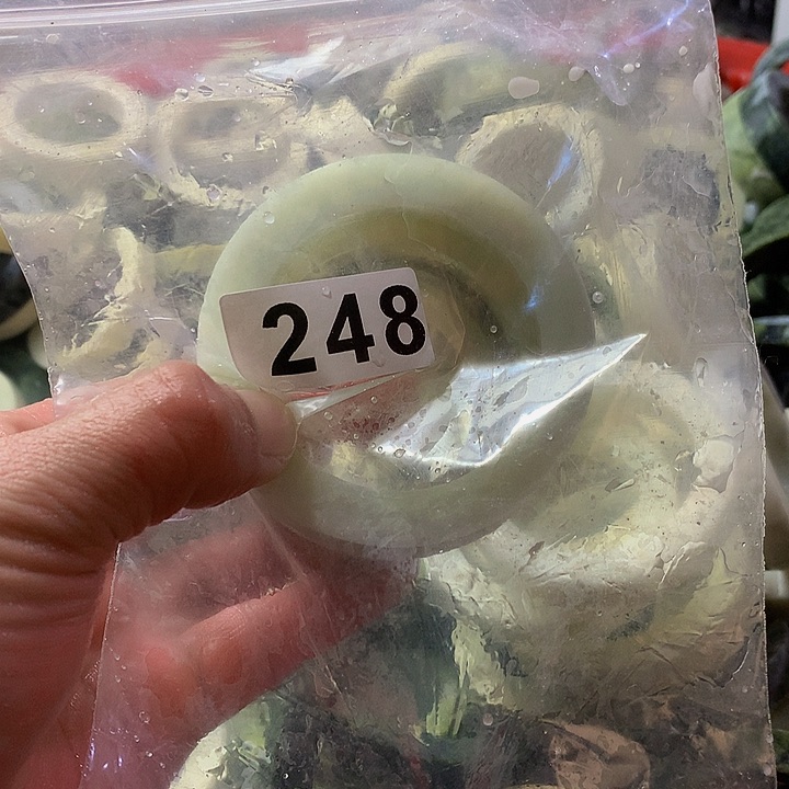 蛇纹石玉原未镶嵌