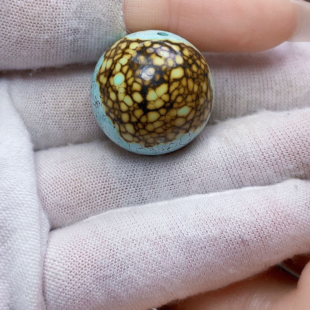 绿松石未镶嵌饰品