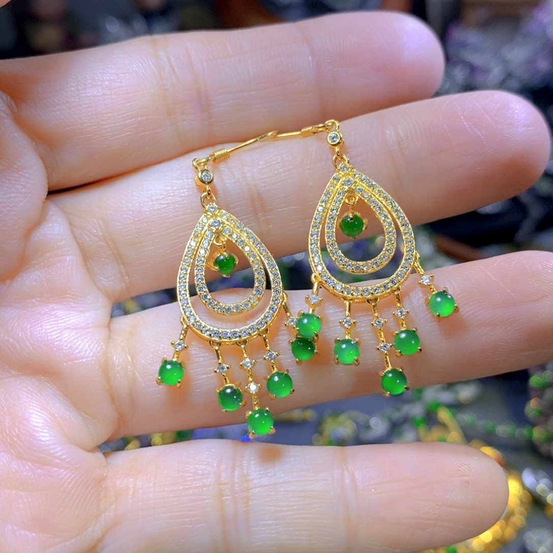 翡翠颈饰银S925镶嵌天然翡翠