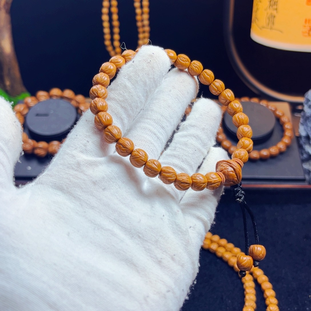 天***天桃核吊坠野生桃核