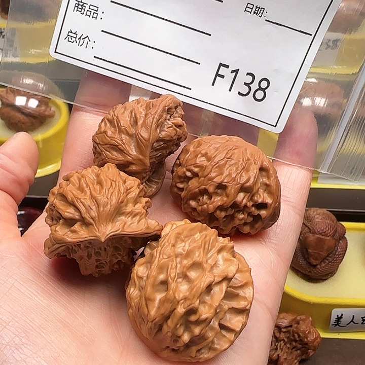 桃核吊坠宇***姐蛇王34蛇王32