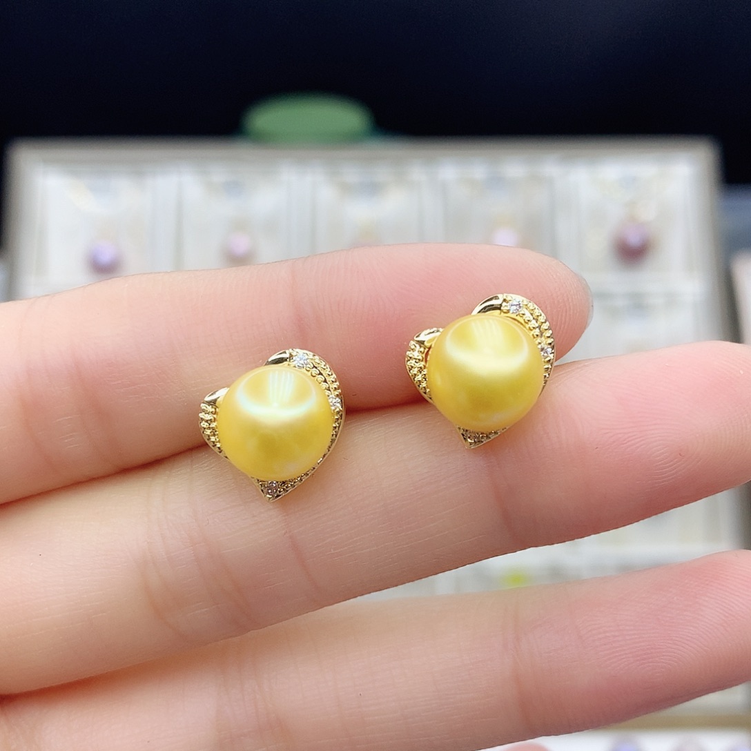 淡水珍珠颈饰合金