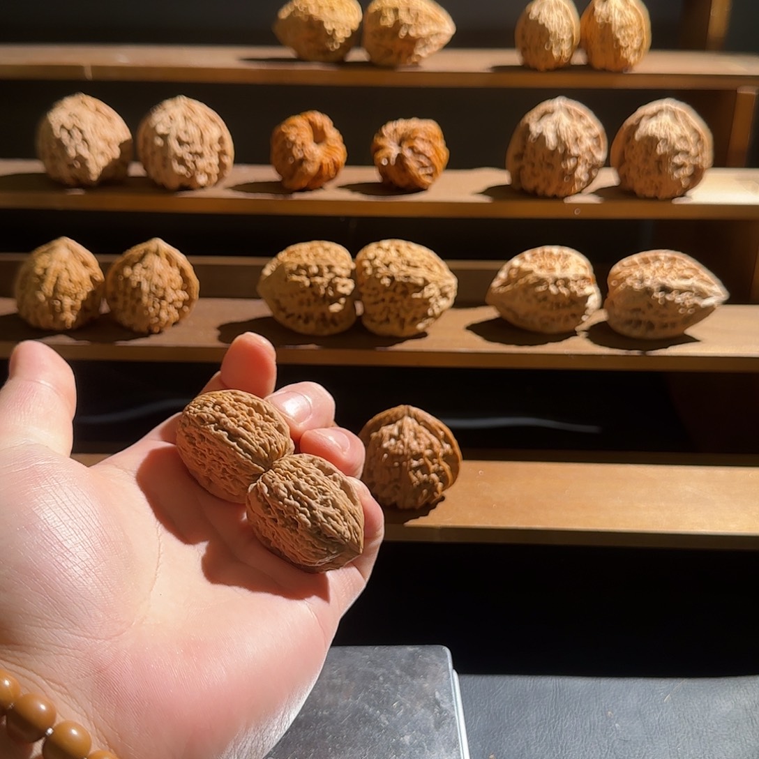 噫***几核福利拉丝南疆石有瑕疵