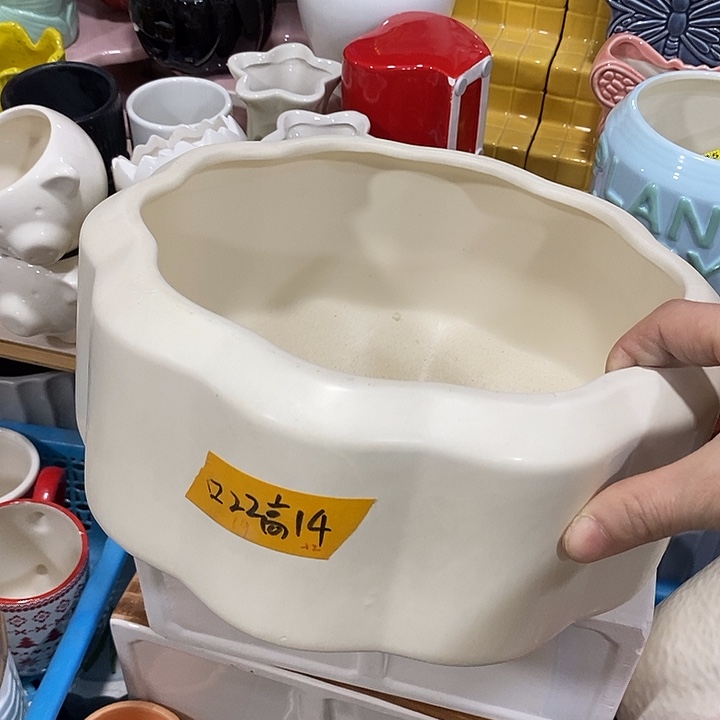 陶盆有孔 瑕疵针孔漏釉介意勿拍外口 22外高14
