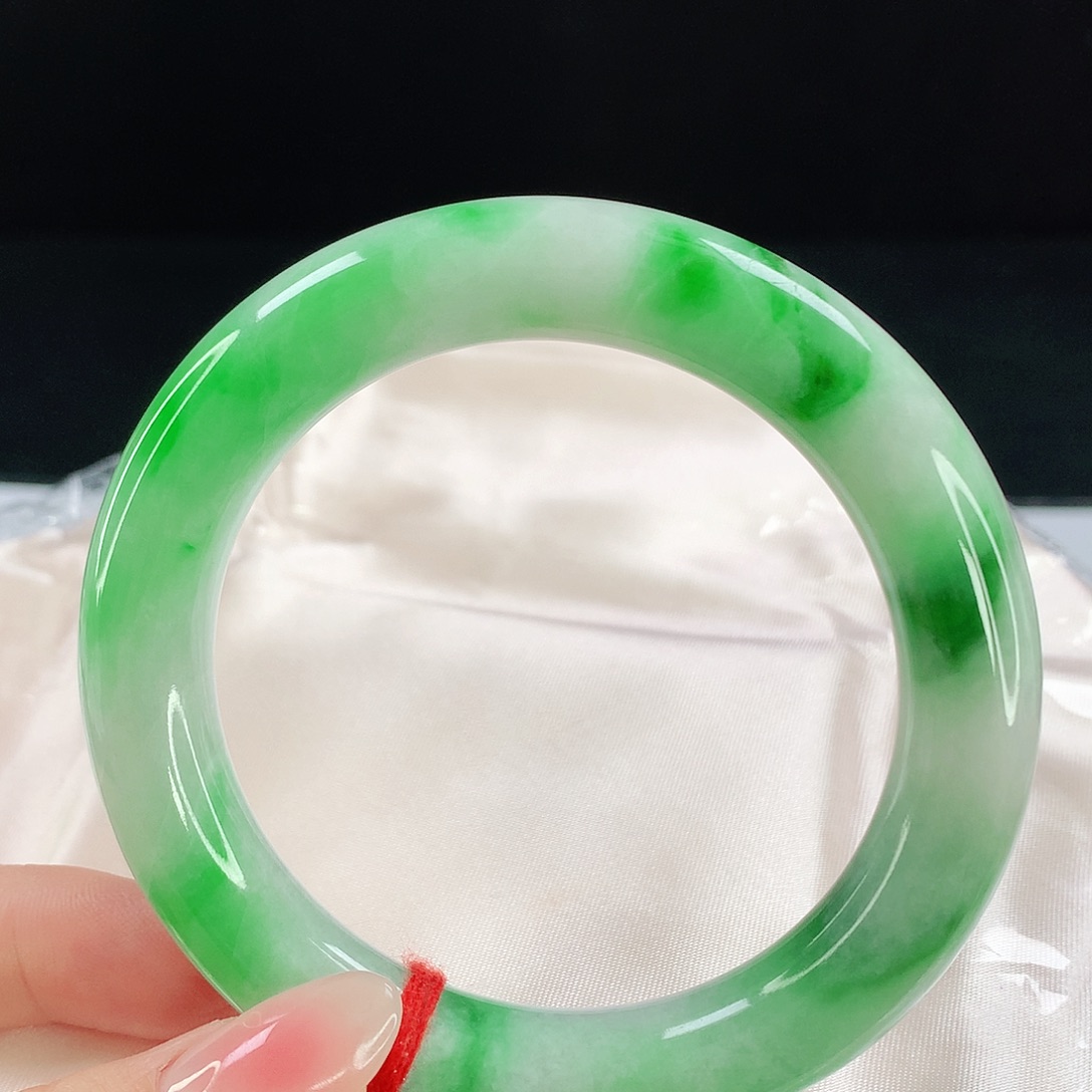 未镶嵌手镯翡翠693