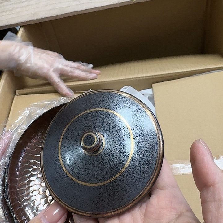 小***1瓷器。                  