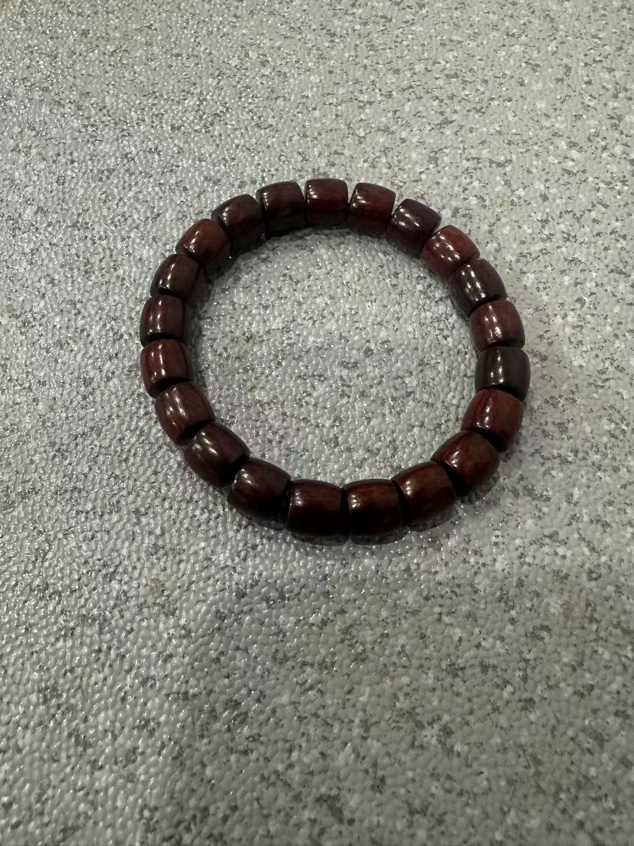 C262 紫檀1.0cm直切单圈手串