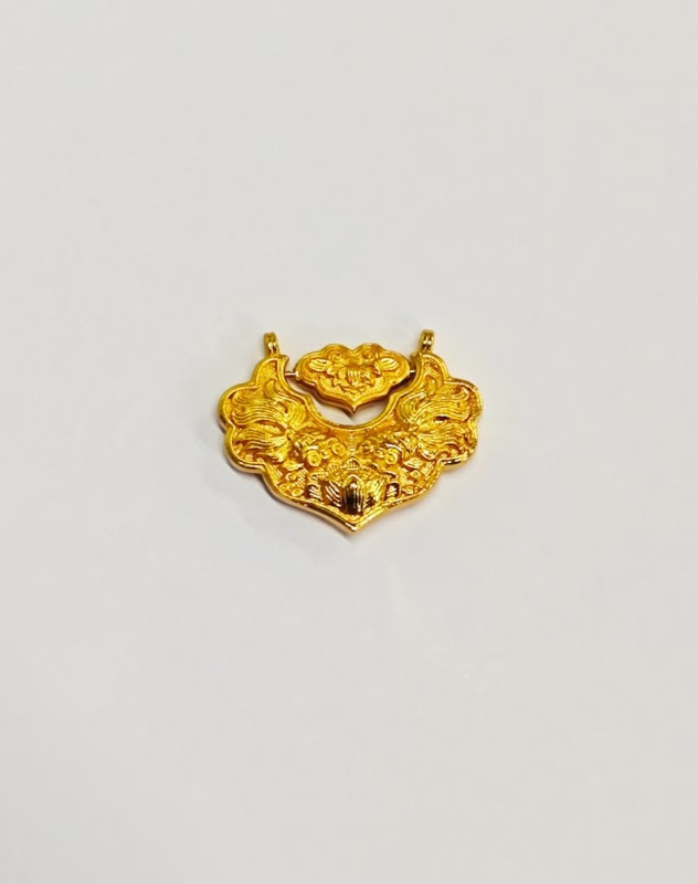 【云总甄选】K黄色锦鲤报福国潮祥云锁莲花吊坠项链【SCD31】