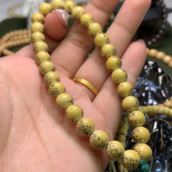 星月菩提吊坠A7、大留白顺色