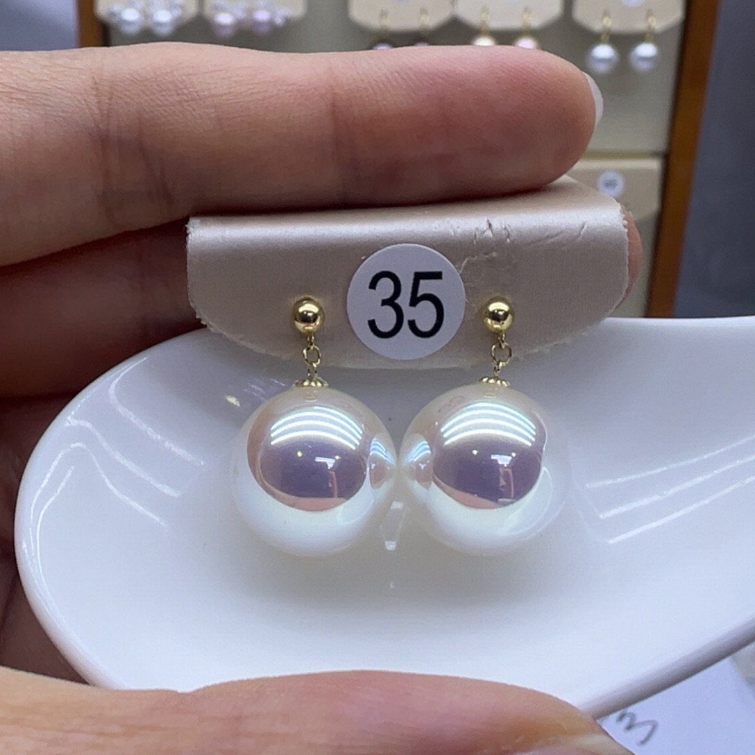 淡水珍珠18K金镶嵌耳饰