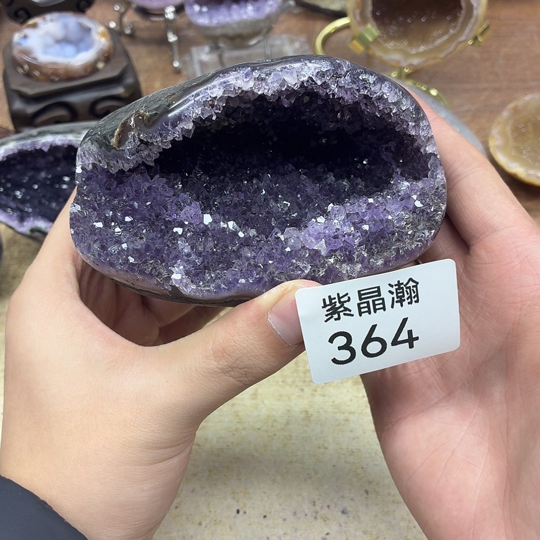 水晶大型摆件（非配饰）未镶嵌