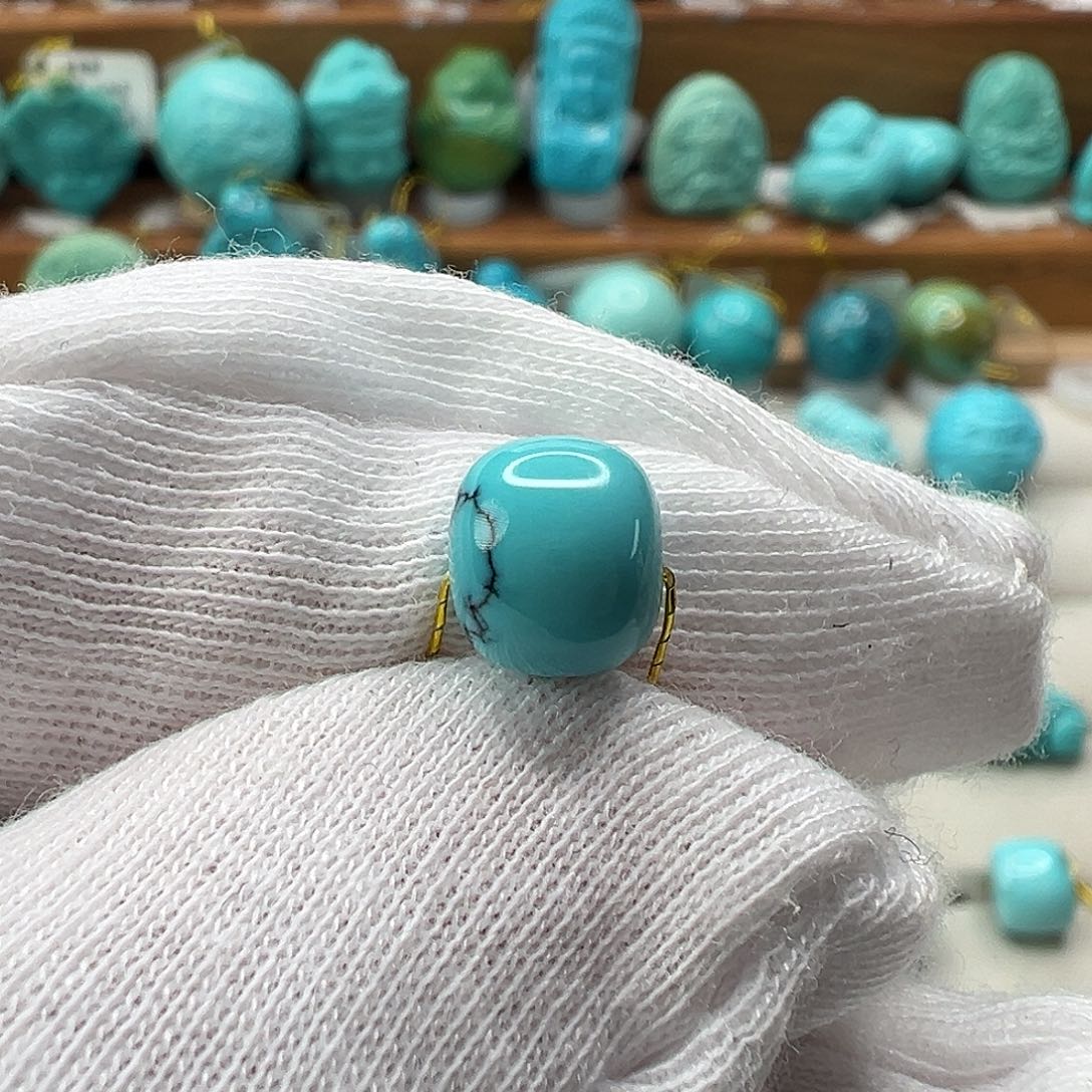 绿松石配饰未镶嵌