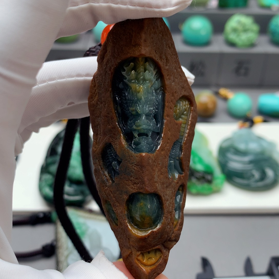 翡翠颈饰未镶嵌其他