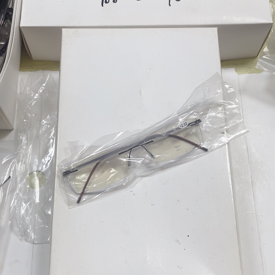 250度记忆金属。  