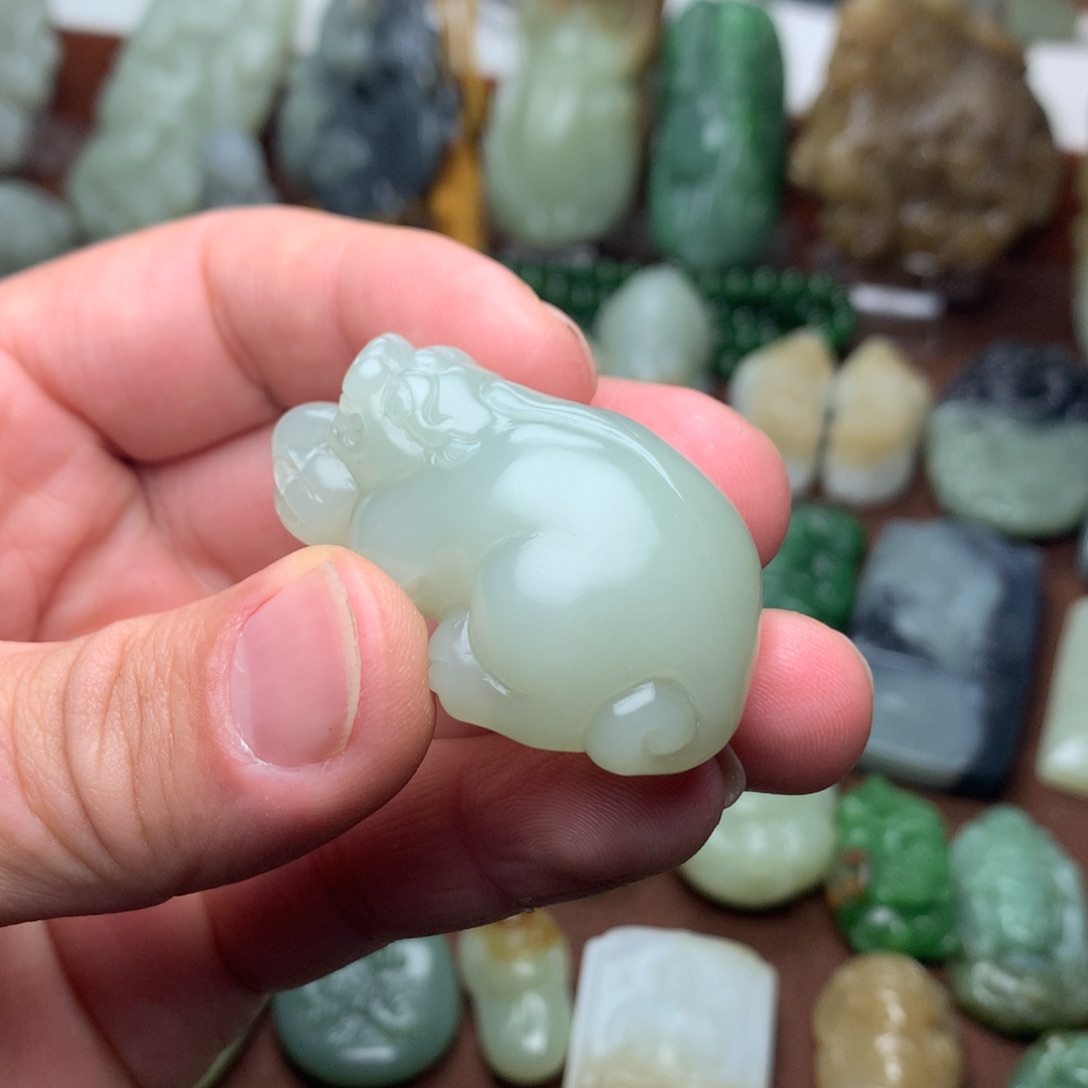 和田玉挂件未镶嵌