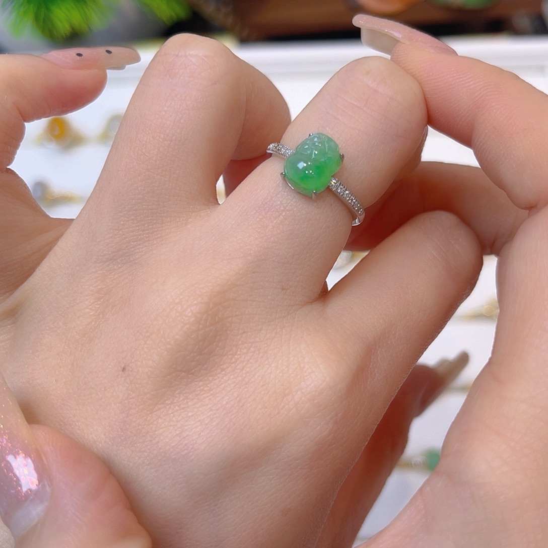 翡翠戒指银S925镶嵌