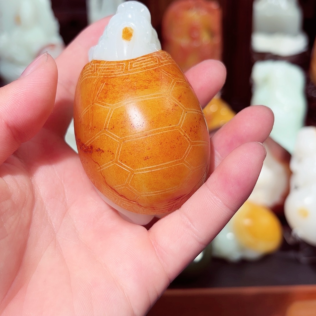 和田玉未镶嵌把件