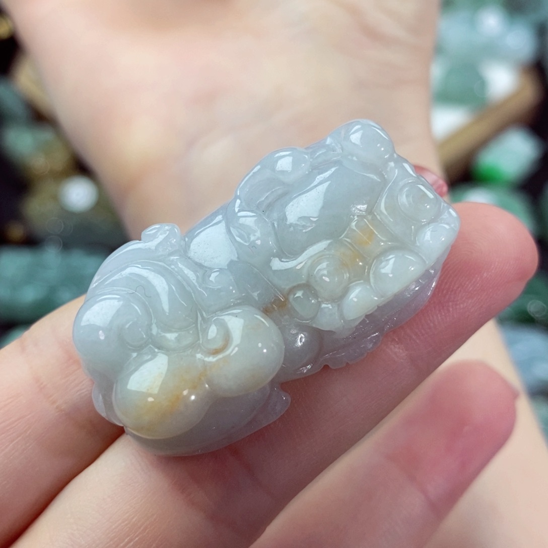 翡翠颈饰未镶嵌天然