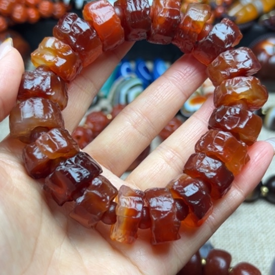 刚***玛瑙/玉髓未镶嵌颈饰