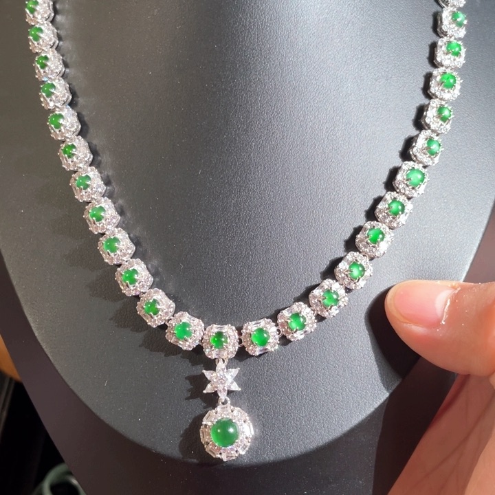 翡翠银S925镶嵌颈饰天然