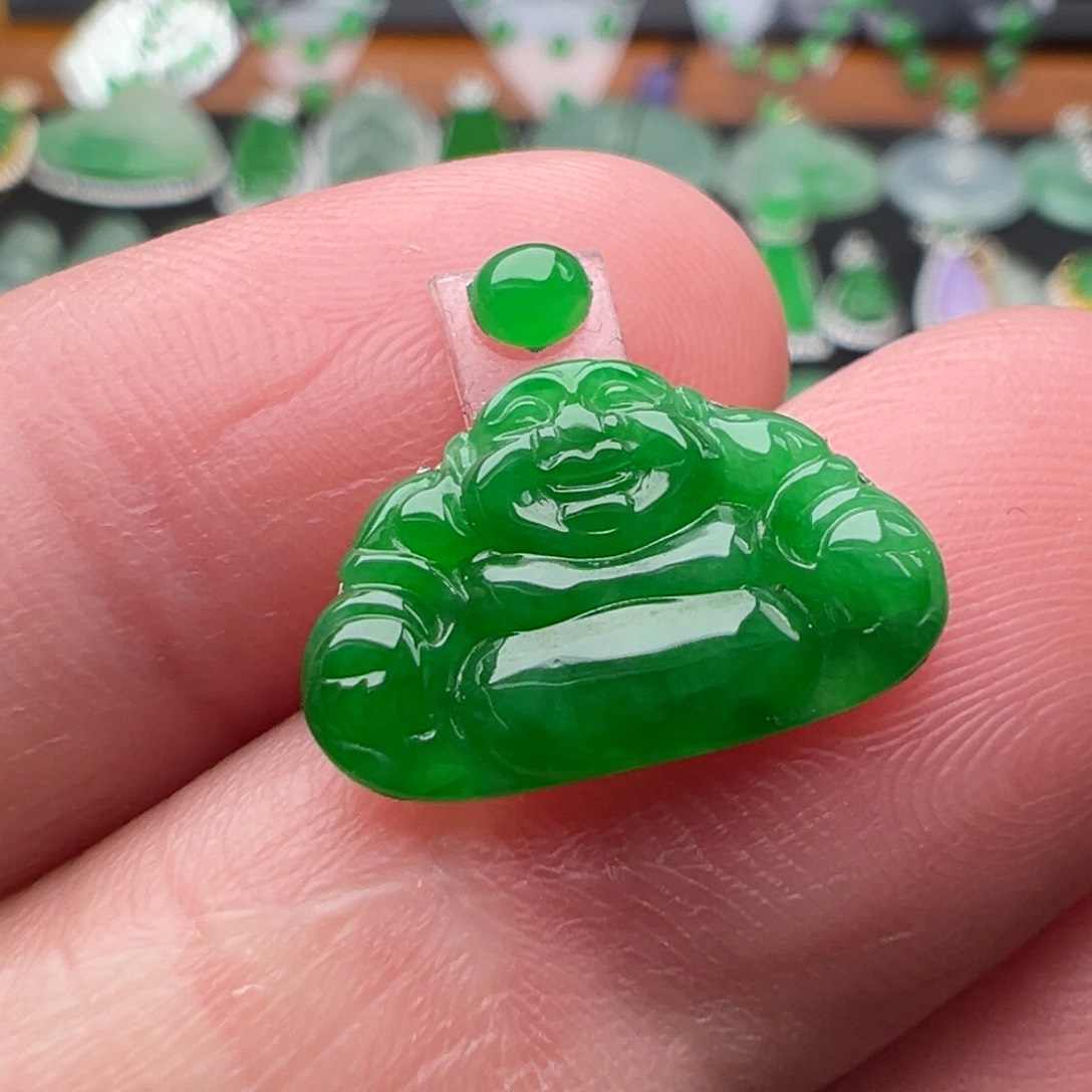 翡翠颈饰未镶嵌佛10.2