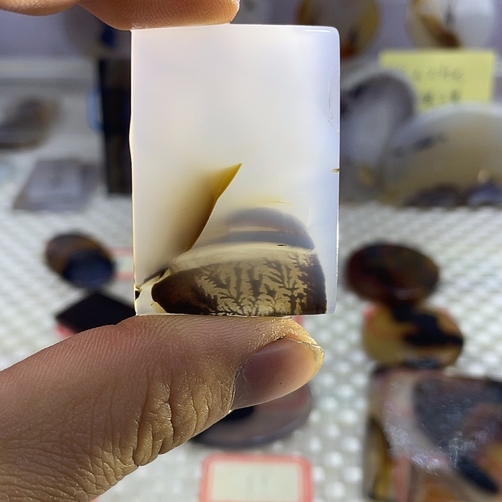 玛瑙/玉髓合金颈饰