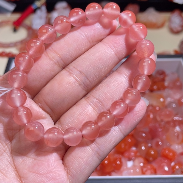 南红玛瑙冰粉单圈8.4m+未镶嵌489