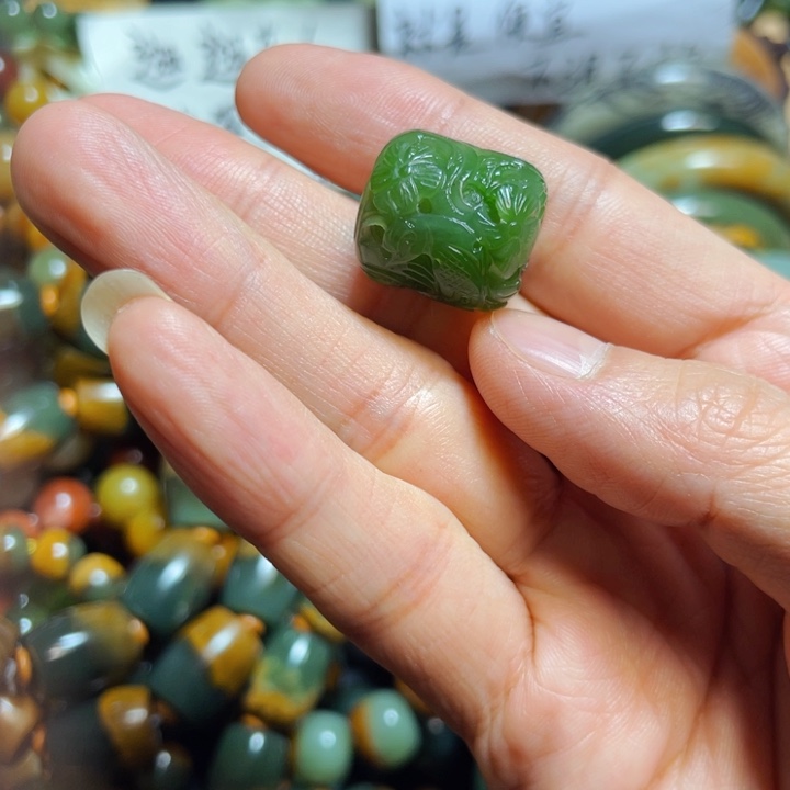 和田玉（碧玉）手链未镶嵌