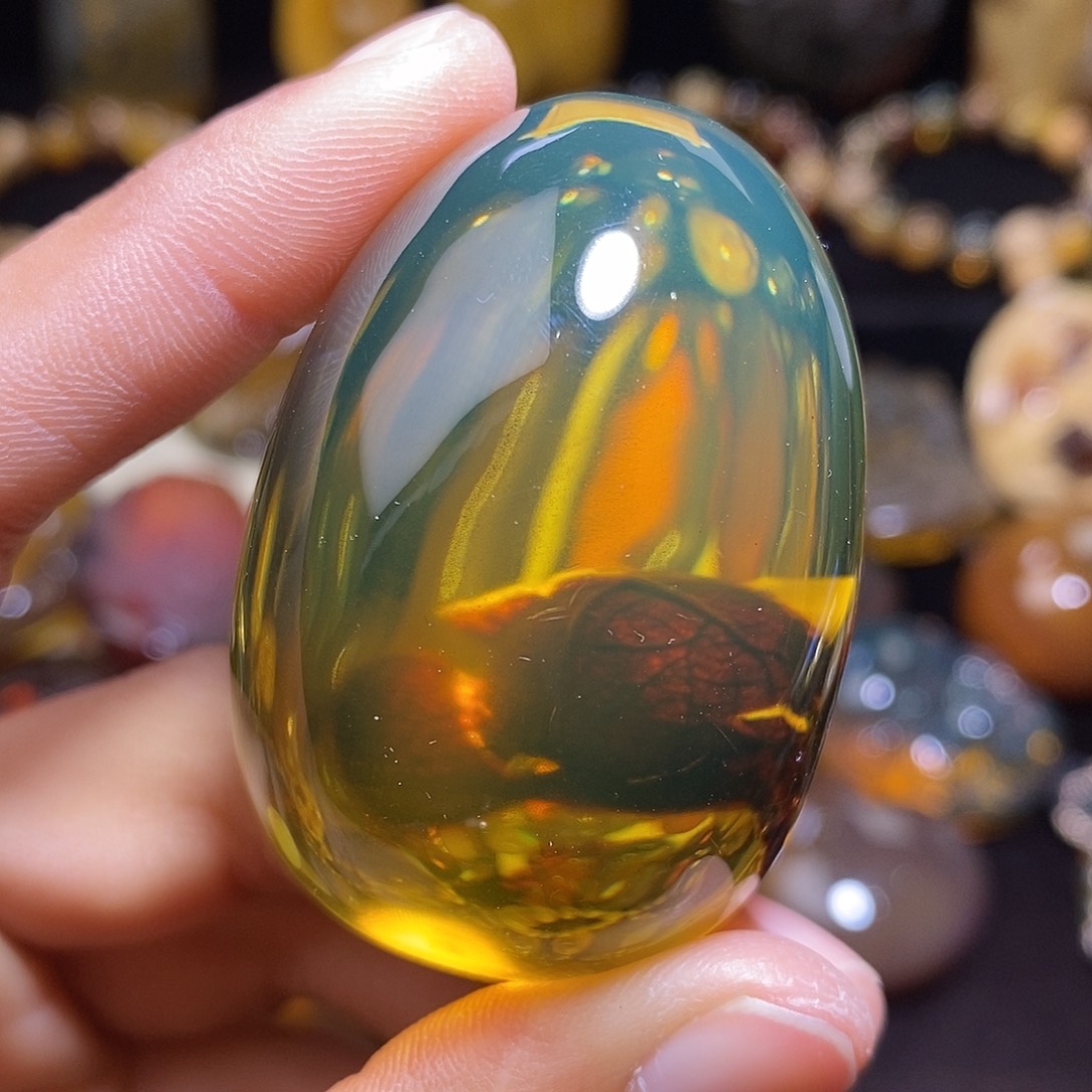 琥珀颈饰未镶嵌30.8克