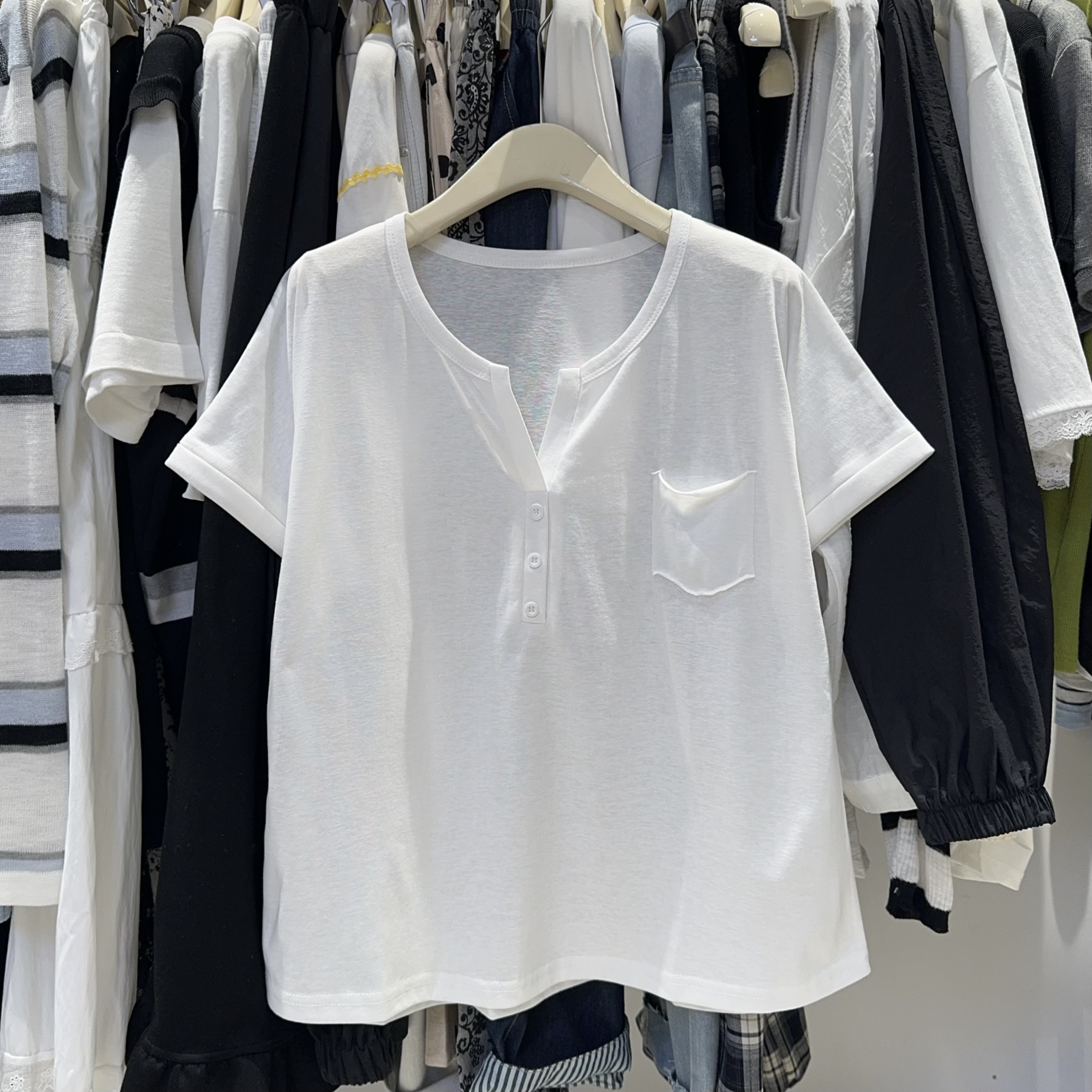 （十八家）Y531小剪刀夏季纯色短袖