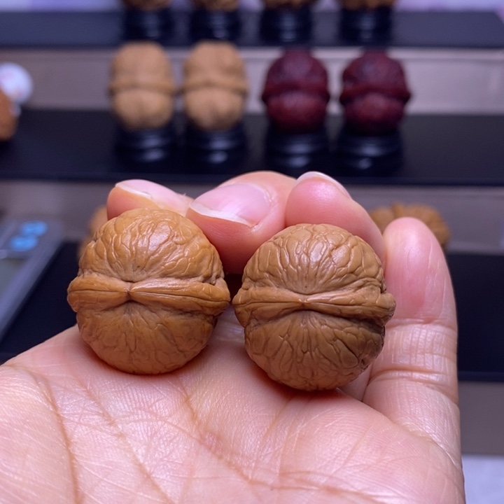 把件文玩核桃蛇皮球57
