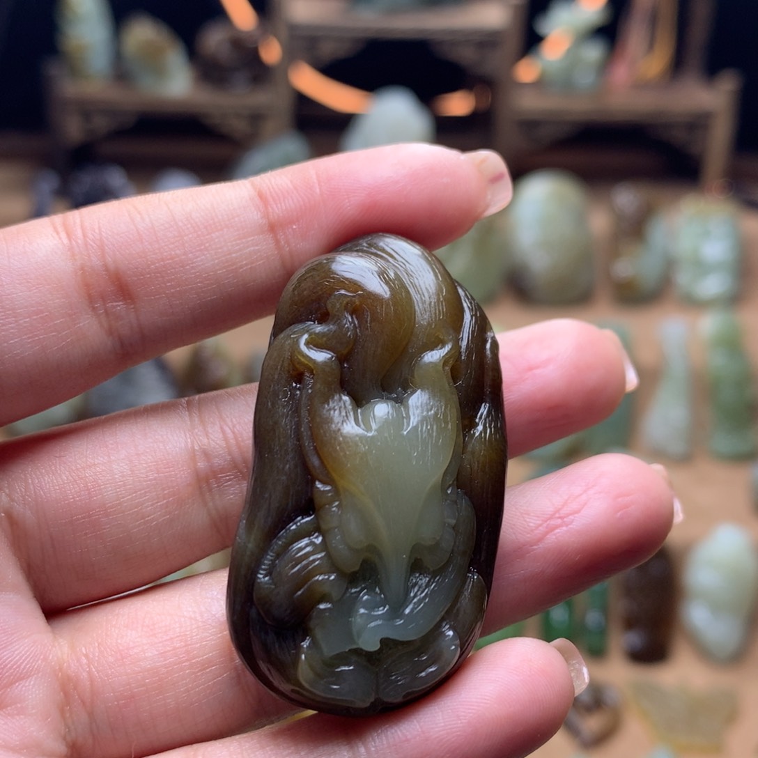 和田玉挂件未镶嵌