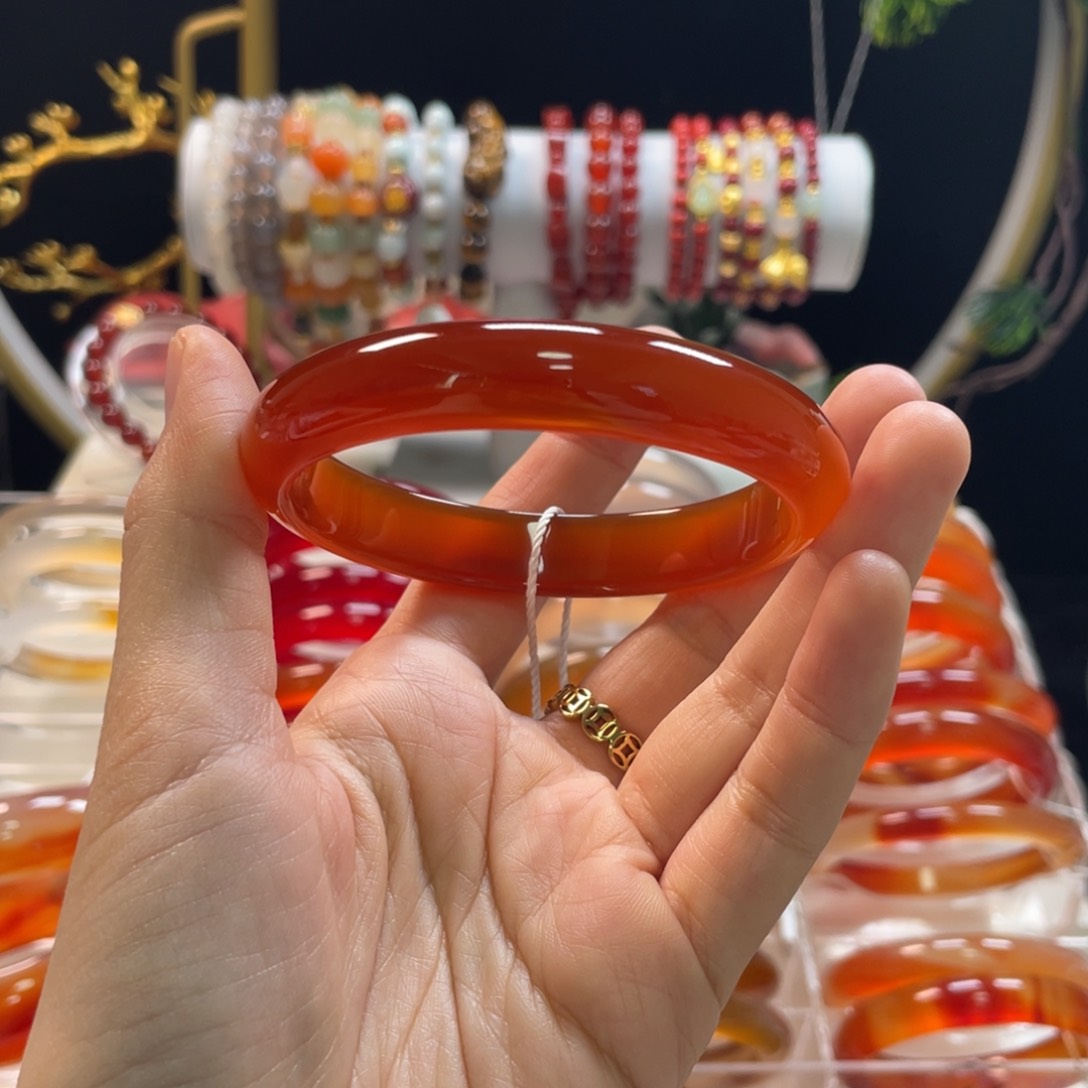 玛瑙/玉髓手镯未镶嵌时***时