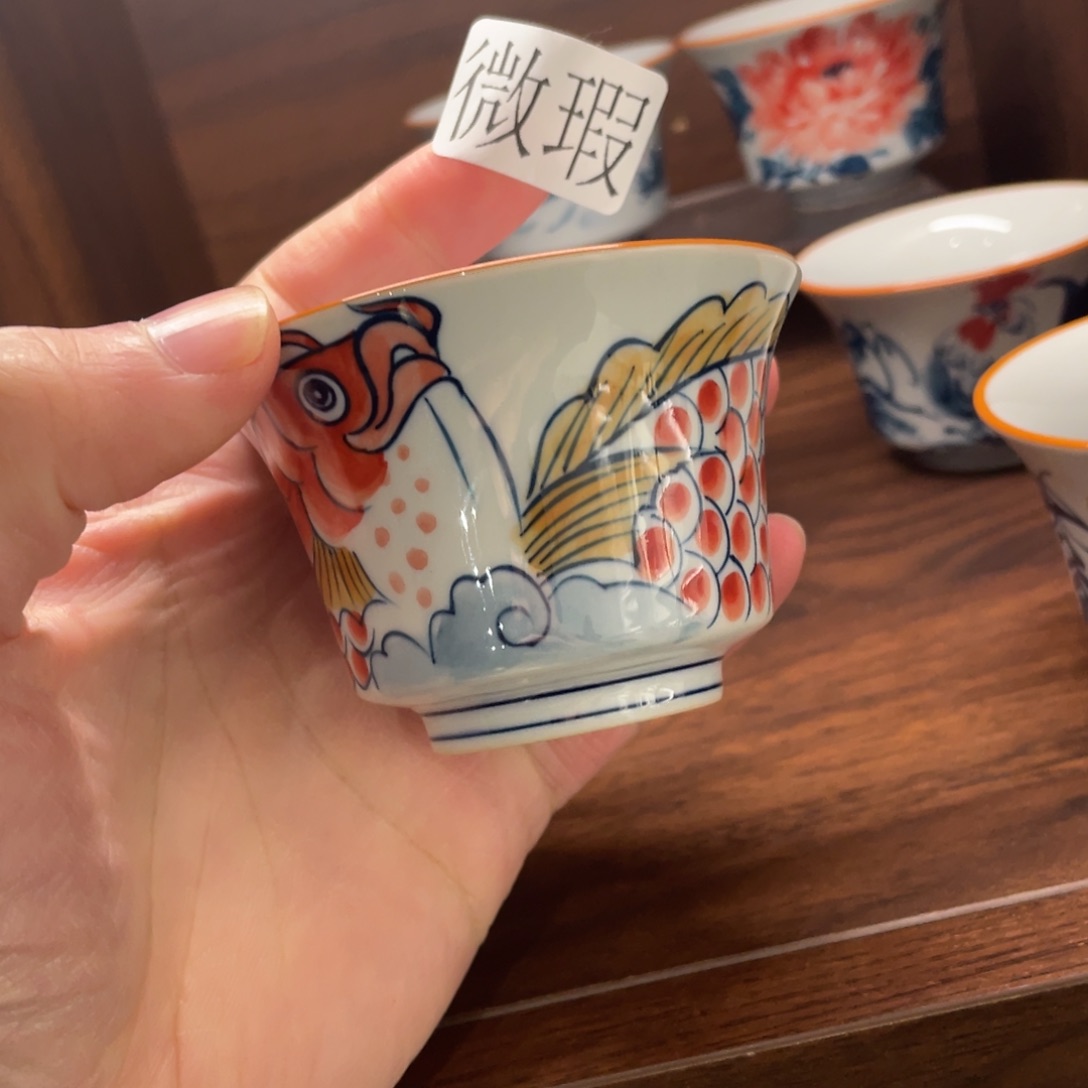 釉下手绘茶具微瑕