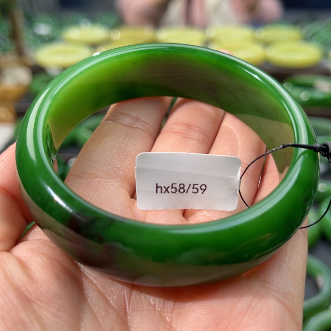 和田玉（碧玉）手镯未镶嵌