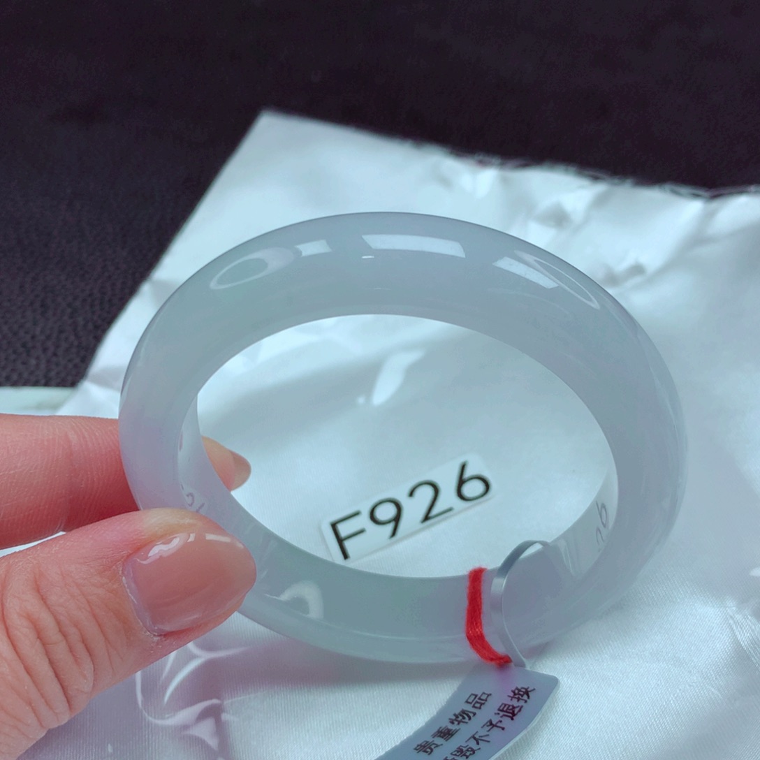 翡翠手镯未镶嵌手镯88