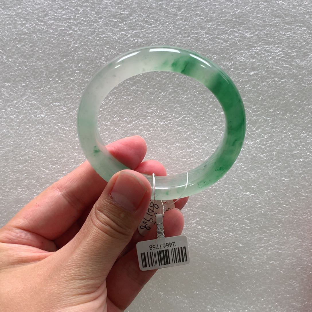 石英质玉手镯未镶嵌青青58-多人