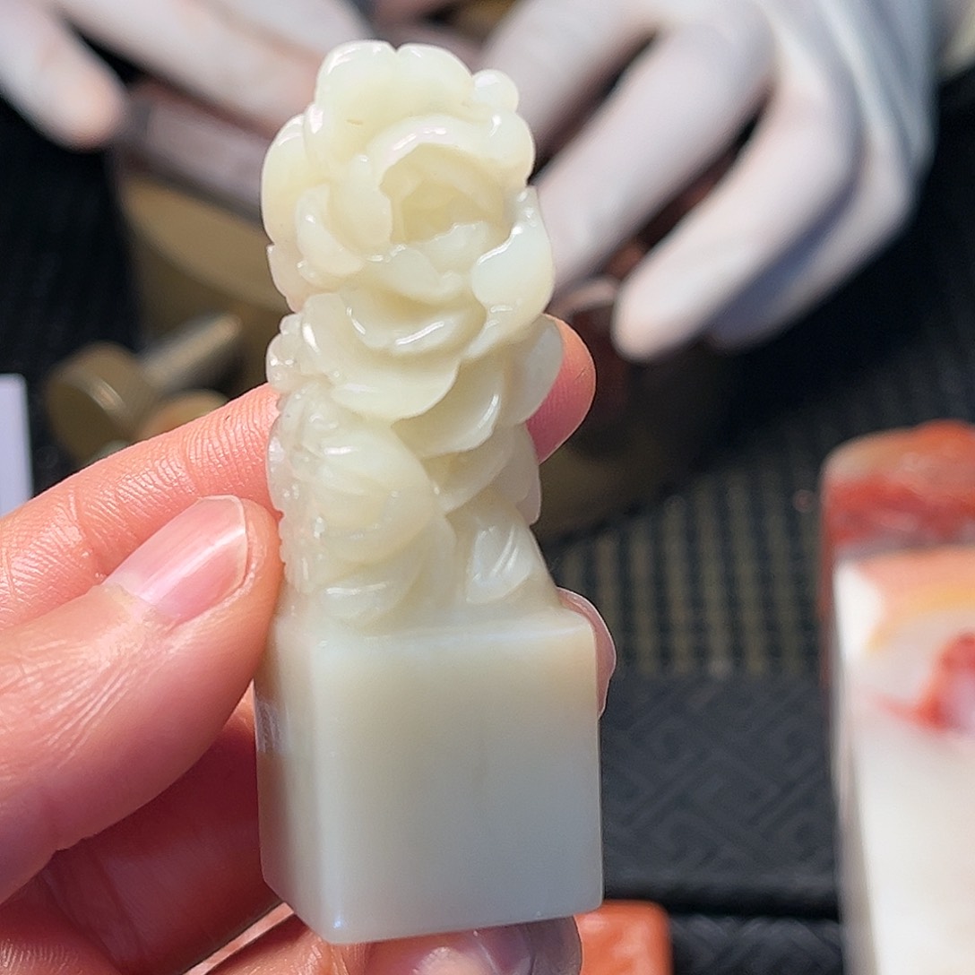 寿山石印石这么大岁数怎么会