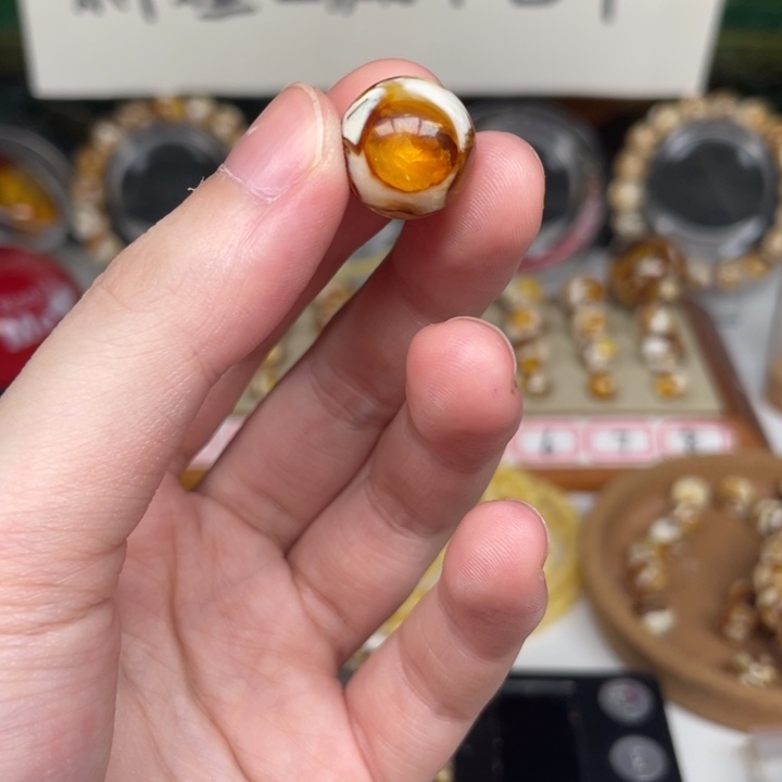 裸石琥珀未镶嵌70号