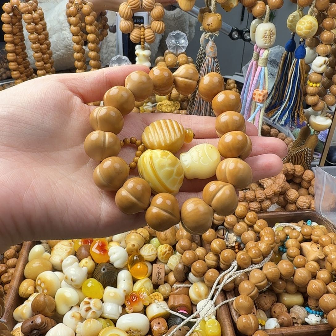 我***生菩提籽类猴头手串