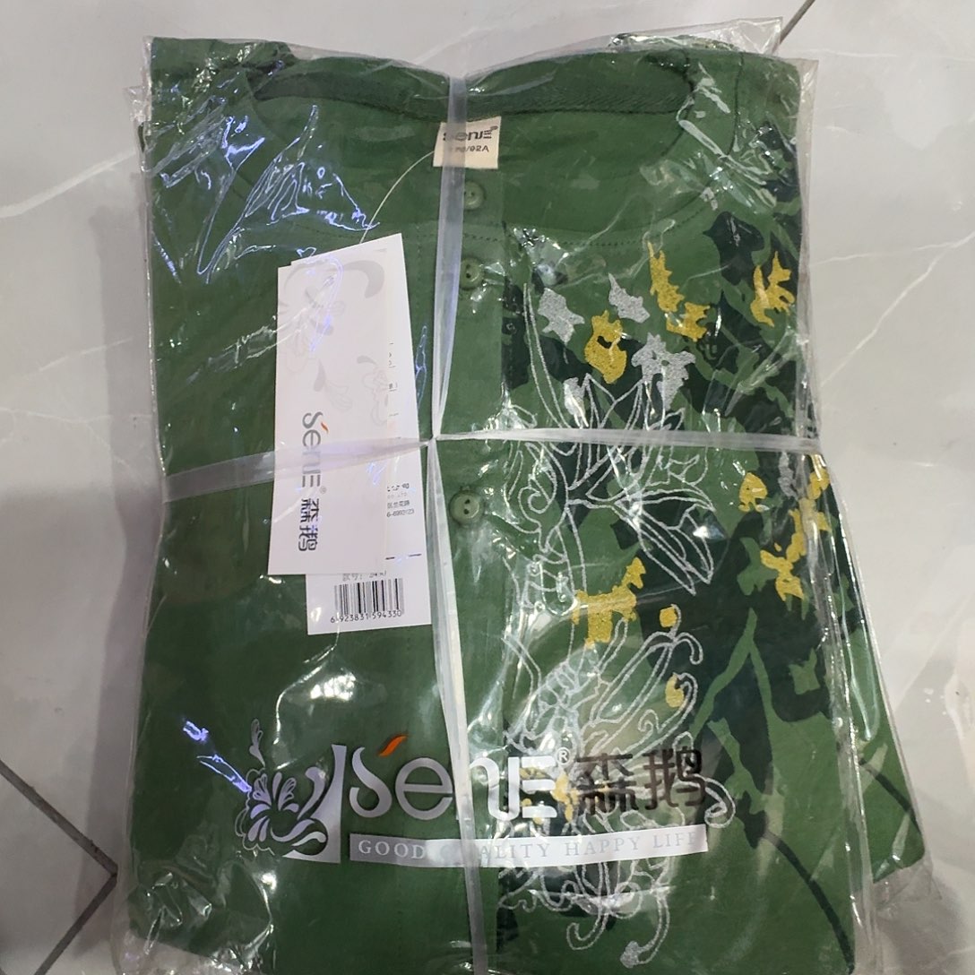 2430绿色170一件开衫