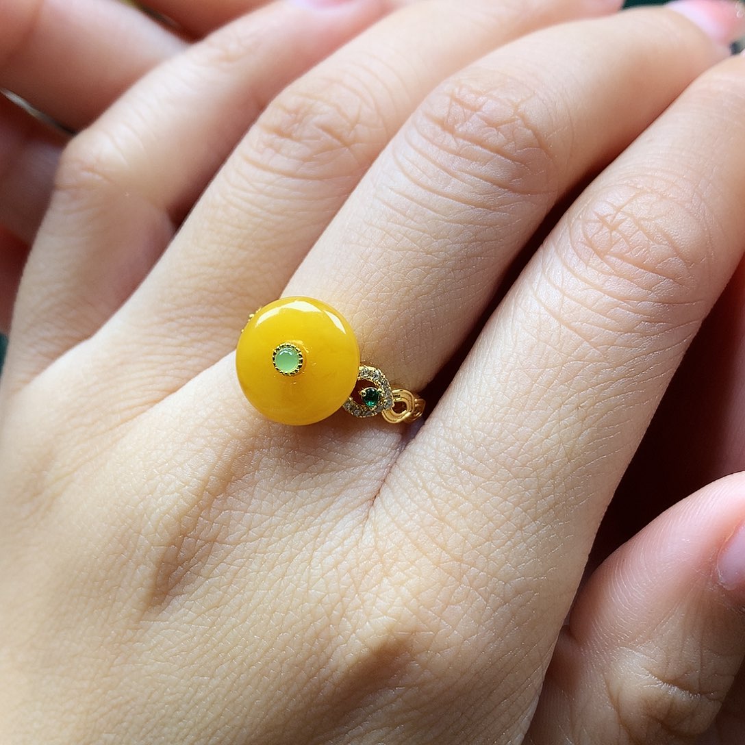 蜜蜡戒指银S925镶嵌戒指