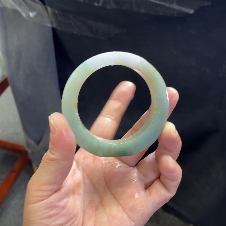 刺***子定制翡翠未镶嵌翡翠手镯定制