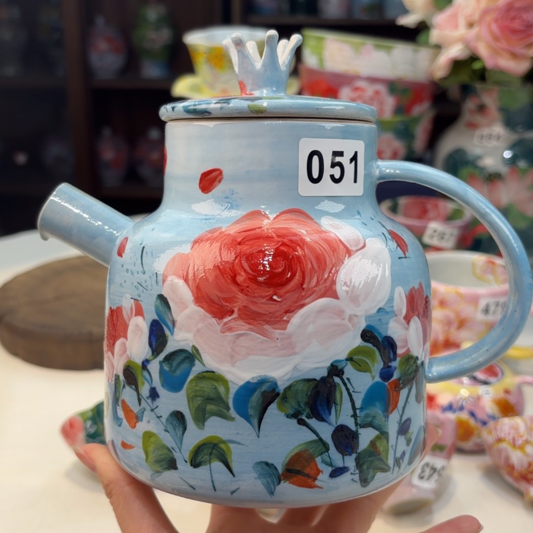 瓷片兔兔好可爱啊我