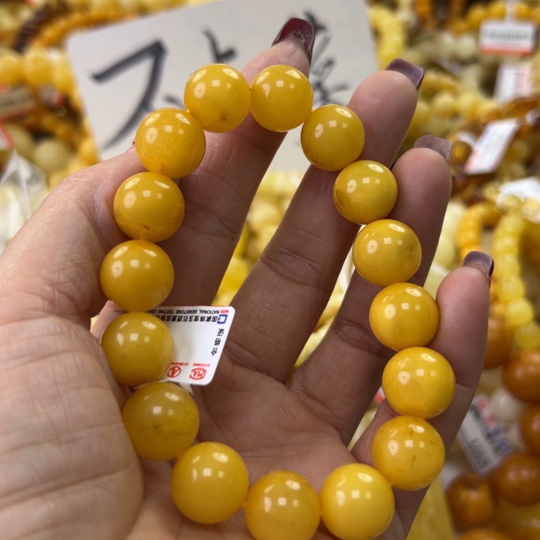 琥珀珠宝奇石未镶嵌