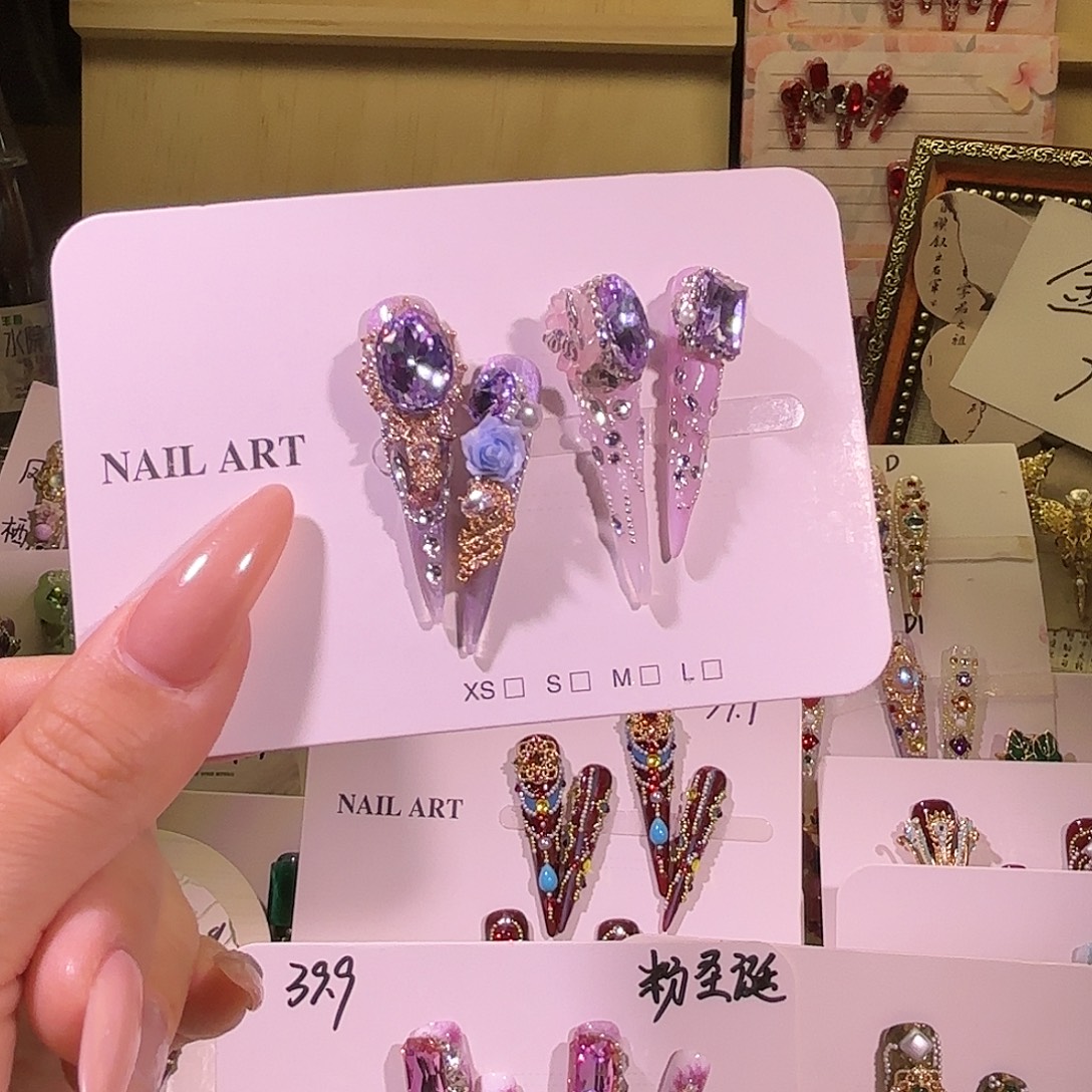 穿戴甲甲甲甲甲M码