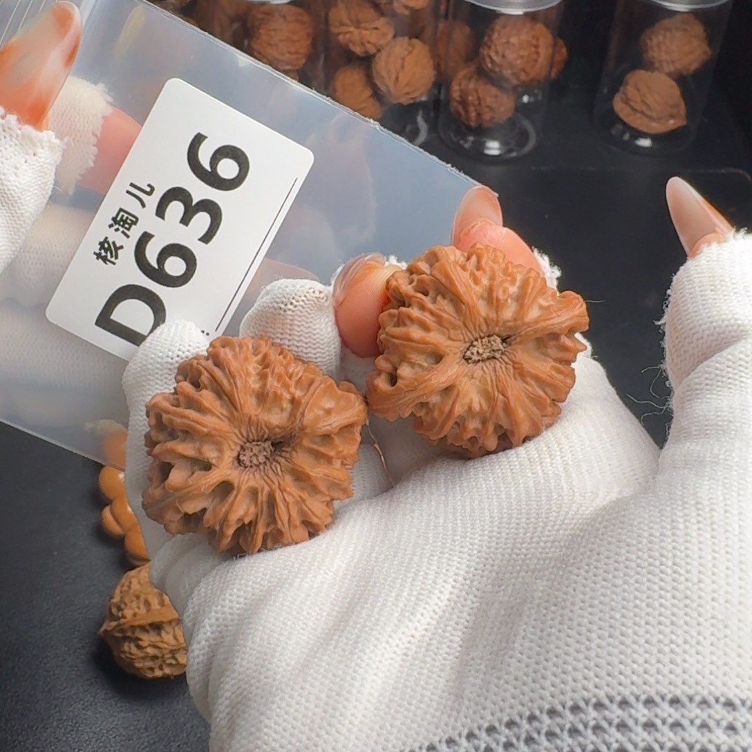 名***好把件文玩核桃40龙门涧D636