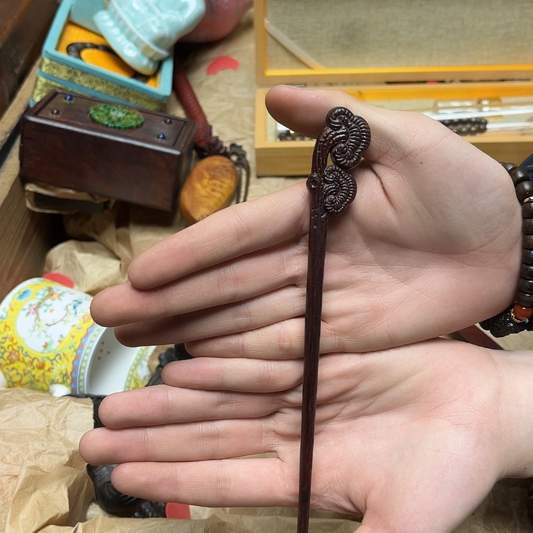 大叶紫檀（黑酸枝木类）